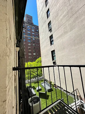 Rented by Corcoran | media 15