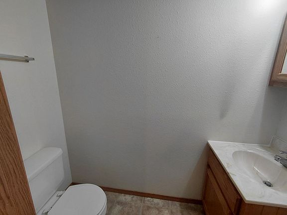 4th image of 20304 Skyview Dr APT A