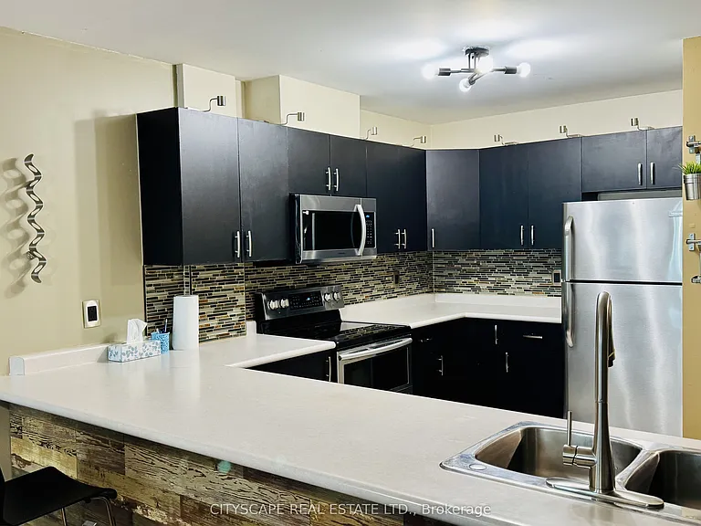 540 Ouellette Ave #5F — Photo 12