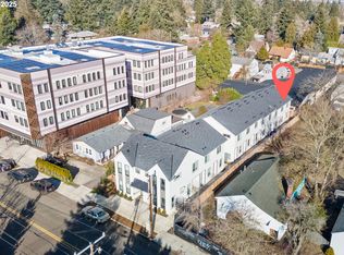 5879 NE Prescott St #12, Portland, OR 97218