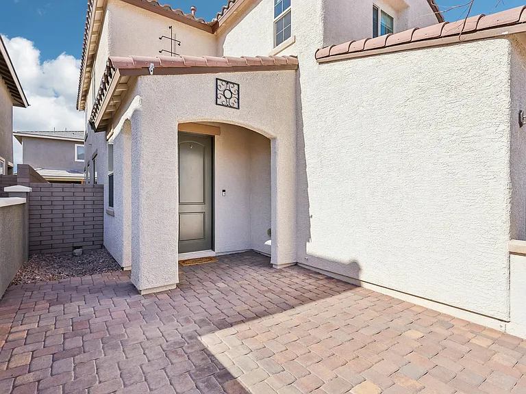 457 Cornelius Kelly Ave — Photo 3