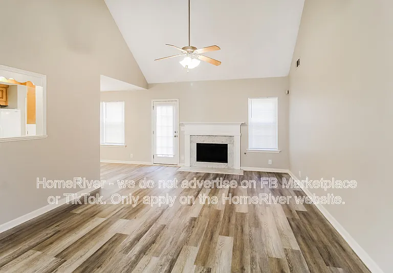 35 Chapman Way — Photo 6