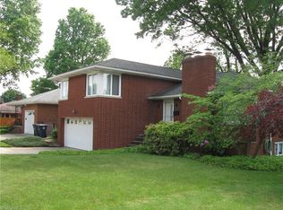 1814 Sunset Ave, Akron, OH 44301