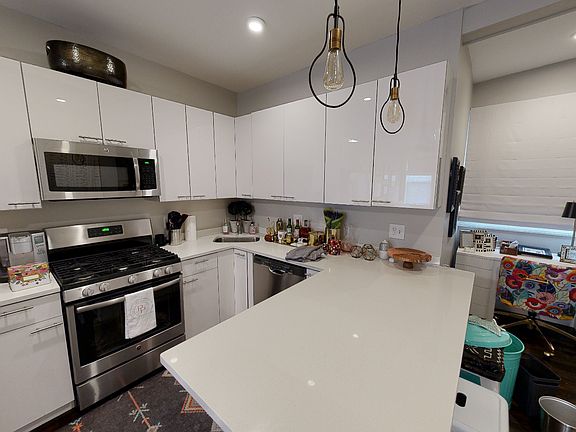 3rd image of 20 John F Kennedy St #12