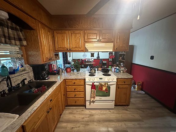 4th image of 332 Tuggle Ln