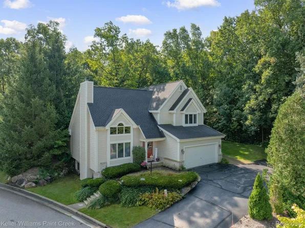 6509 Turtle Walk, Clarkston, MI 48346