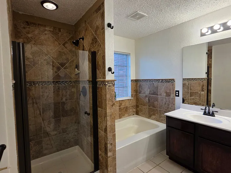 8632 Arcadia Park Dr — Photo 17
