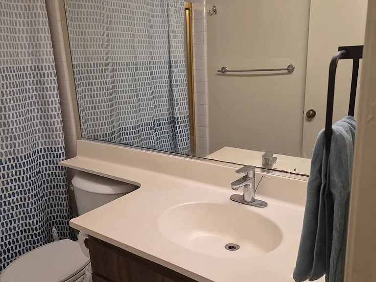 4822 King Cir — Photo 2