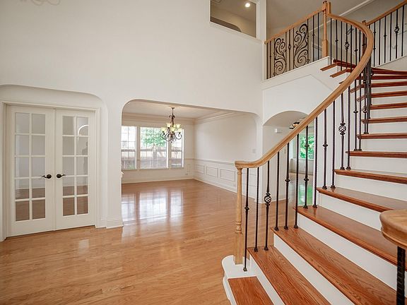 5th image of 3903 Meagan Hills Ct