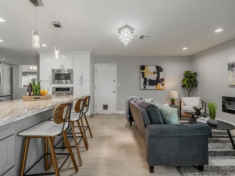 3766 Pinewood Pl — Photo 9