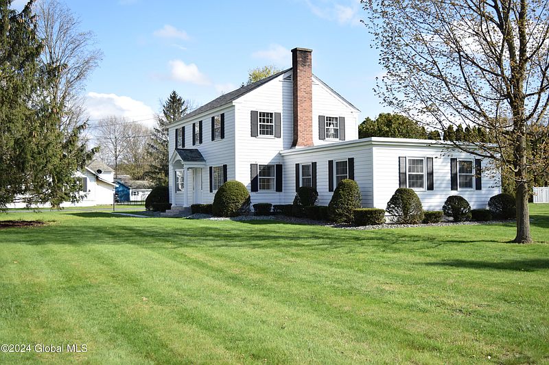 4th image of 43 Mettowee Street