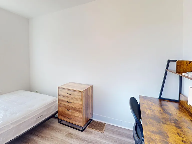 113 Laurel Ave #2 — Photo 6