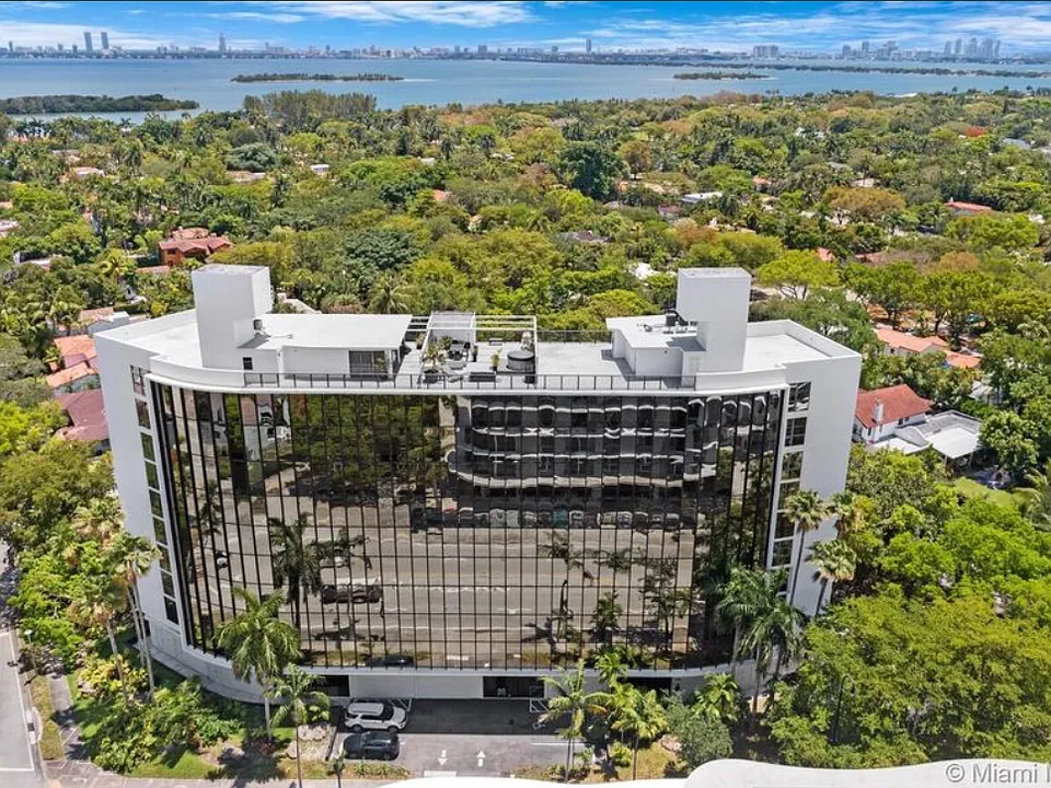 5781 Biscayne Blvd #503