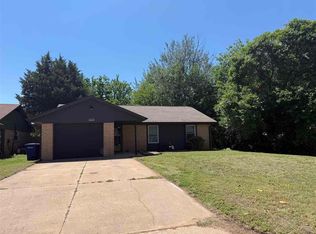 1009 E Will Rogers Dr, Stillwater, OK 74075