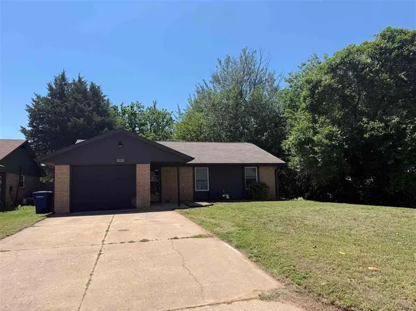 1009 E Will Rogers Dr, Stillwater, OK 74075