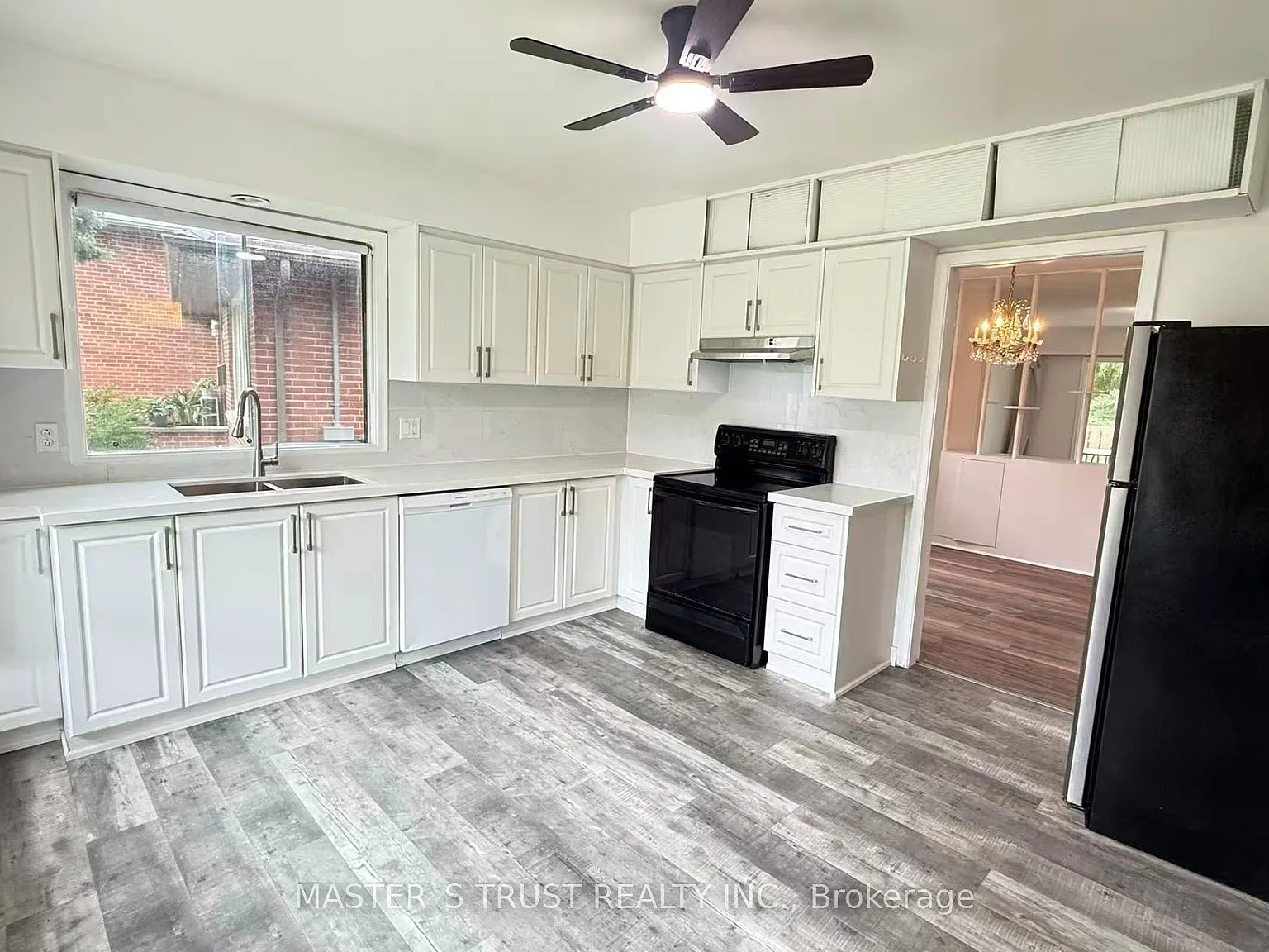 3 bed, $3,200 — Photo 4