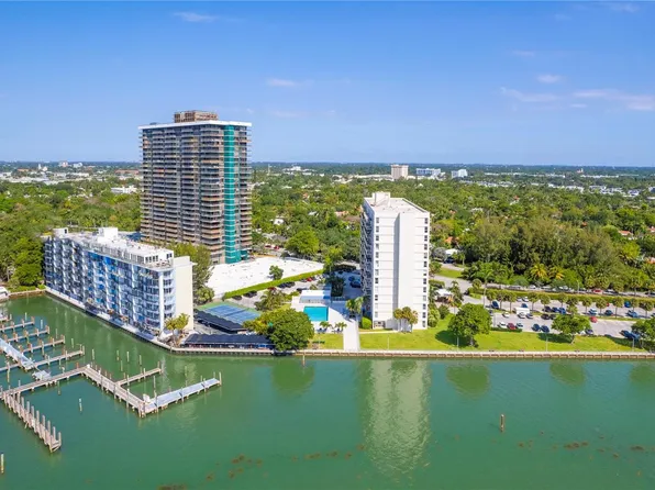 880 NE 69th St APT 9Q, Miami, FL 33138