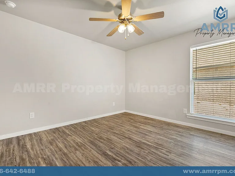 1905 Kirksey Ave — Photo 5