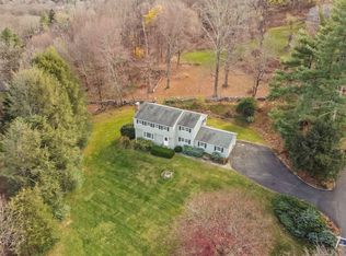 17 Continental Dr, Ridgefield, CT 06877