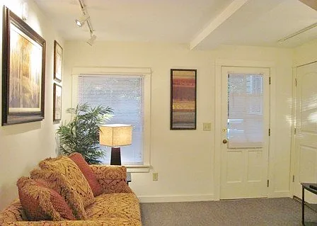 102 Highland Place - 6 — Photo 4