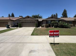 4704 W Rialto Ave, Visalia, CA 93277