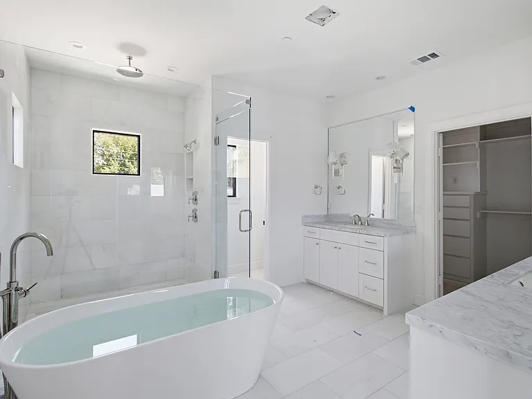 4328 Glenwick Ln — Photo 10