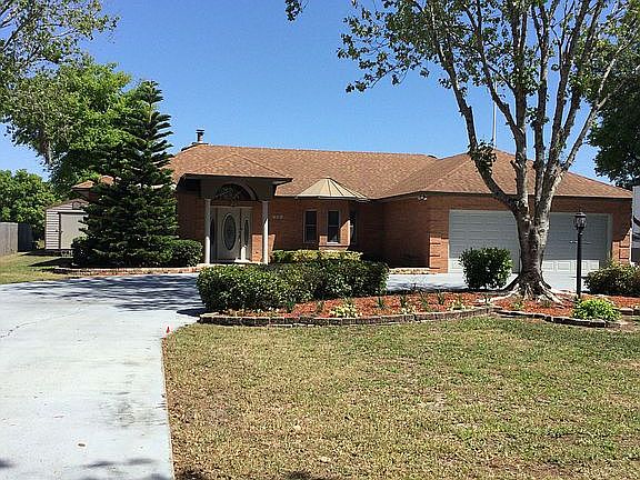 4th image of 210 Stanley Bell Dr