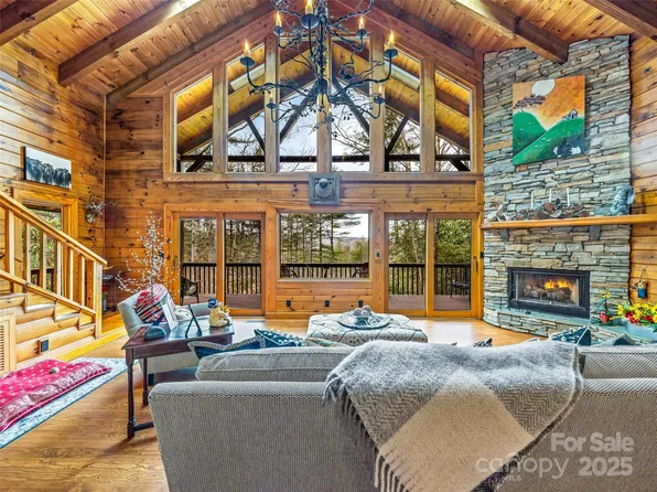 9 Cimmaron Dr, Pisgah Forest, NC 28768