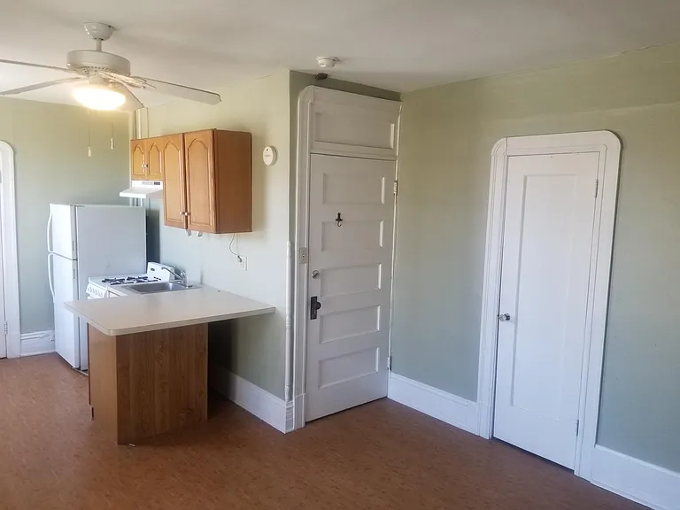 1269 Columbine St #3 — Photo 6
