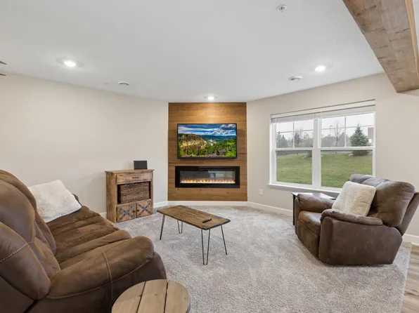 8025 150th Pl NW, Ramsey, MN 55303