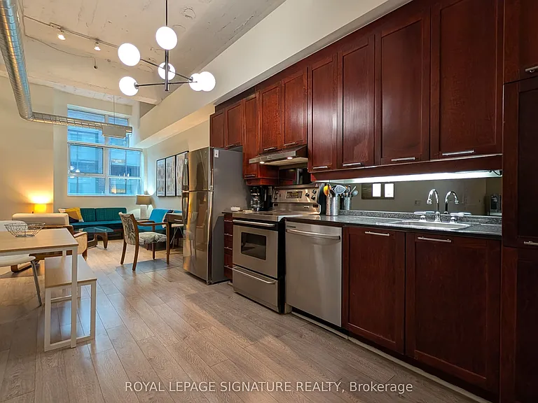 155 Dalhousie St #831 — Photo 17