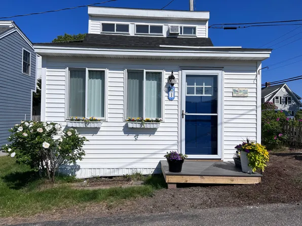 (undisclosed Address), Hampton, NH 03842