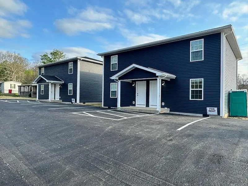 2 bed, 1.5 bath, 1150 sqft, $1,250 — Photo 1