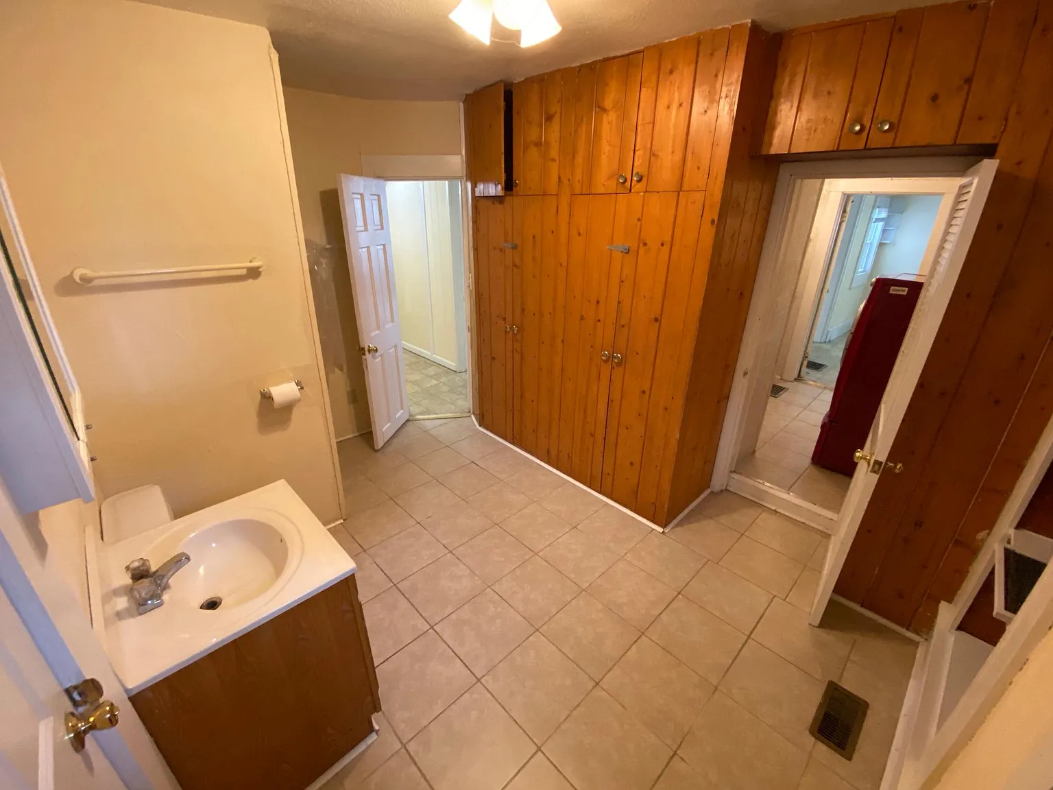 534 S Lincoln St — Photo 4
