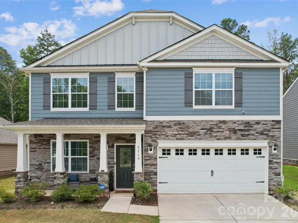 3719 Stanley Creek Dr, Mount Holly, NC 28120