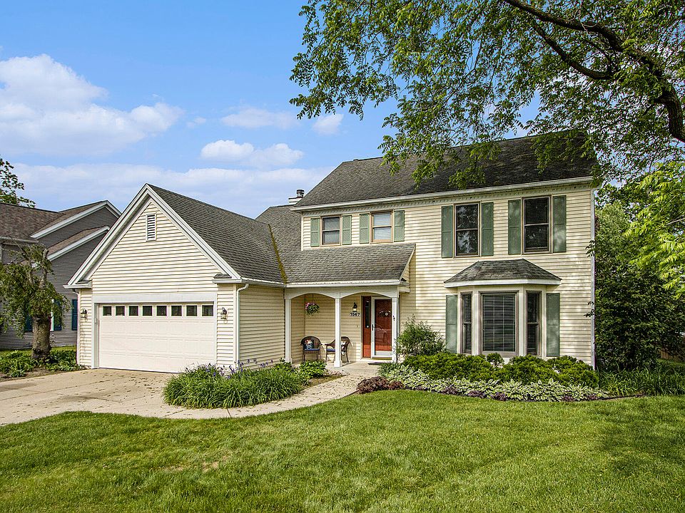 1st image of 7567 Muirfield Dr