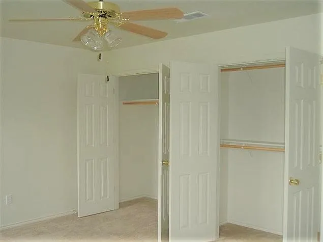 319 Janelle Dr #B — Photo 7