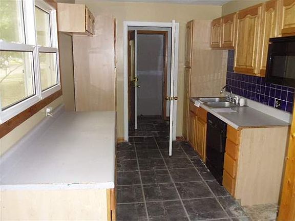 2nd image of 631 Steahlin Ave
