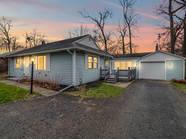 2439 Sylvan Dr, Hillsdale, MI 49242