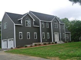 35 Valerie Run, Northbridge, MA 01534