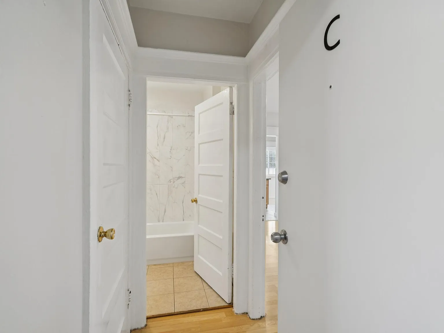 1 bed, 1000 sqft, $2,795 — Photo 2