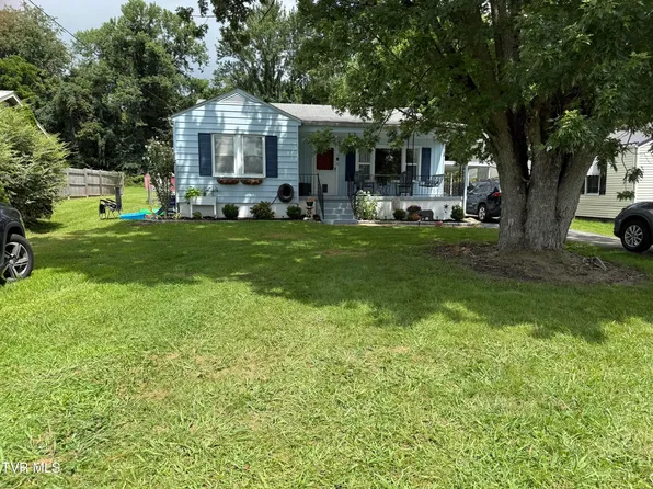 2505 Osborne St, Bristol, VA 24201