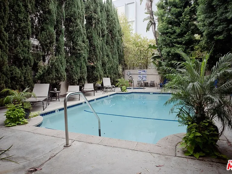 832 Palm Ave #206 — Photo 19