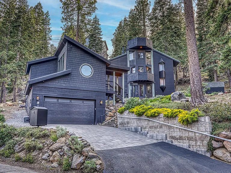 10594 Snowshoe Cir — Photo 23