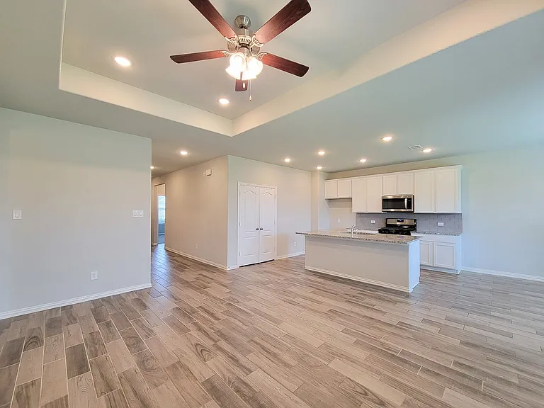 31419 Horseshoe Meadow Bnd — Photo 8