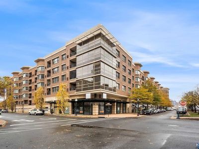 20 Avenue At Port Imperial APT 221, West New York, NJ, 07093