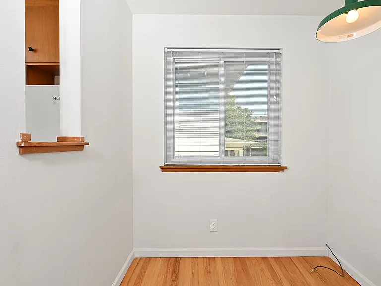 The Diane Apartments — Photo 9