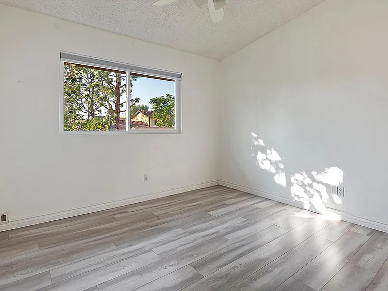 8707 Cedros Ave #7 — Photo 28