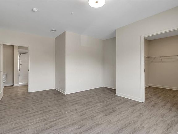 4th image of 5712 Main St #250