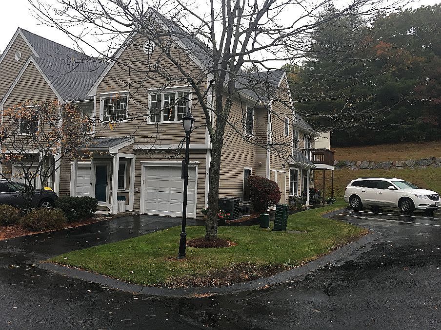 1st image of 14 Northridge Dr